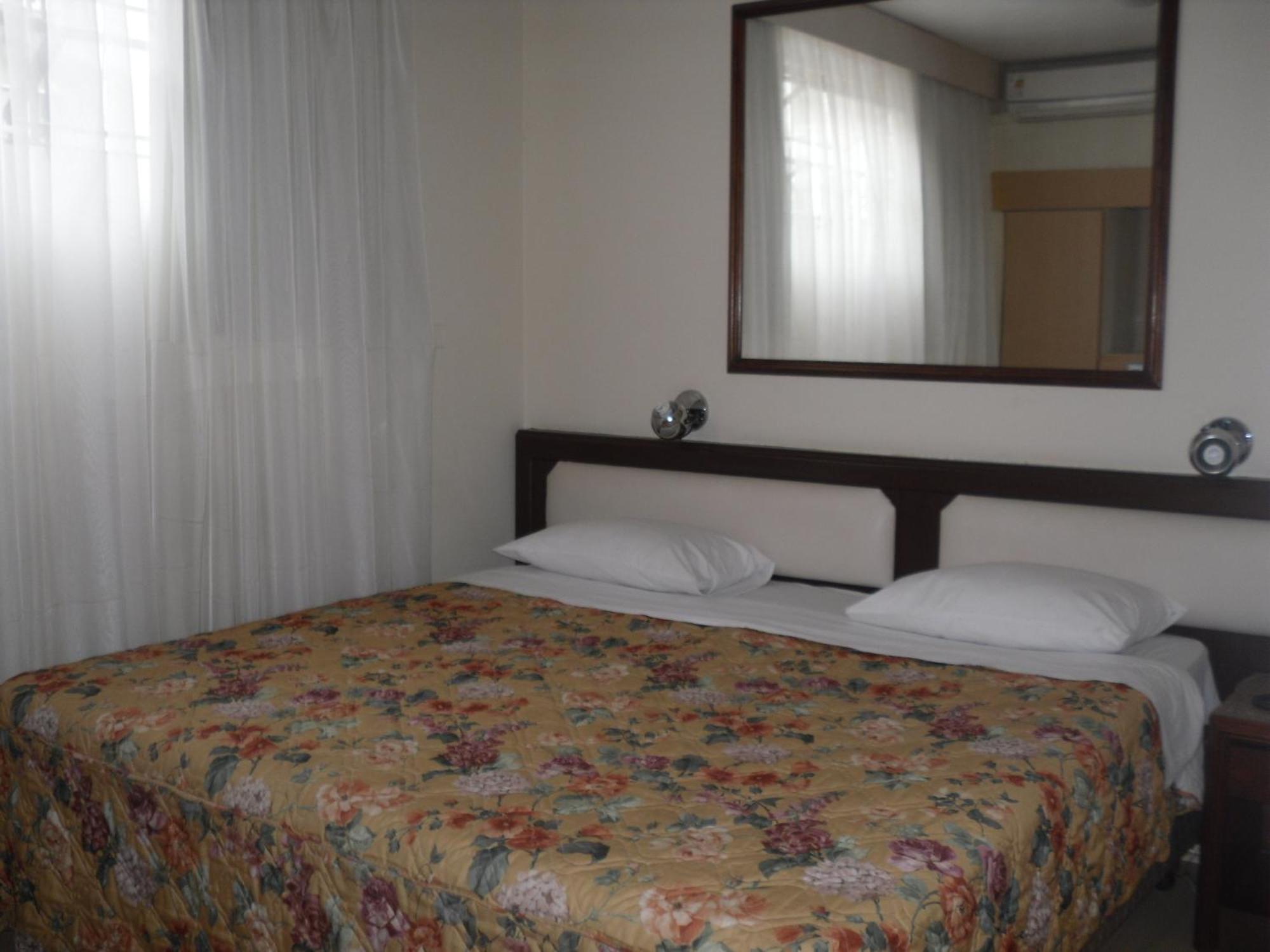 Cha Prime Curitiba Hotell Rum bild
