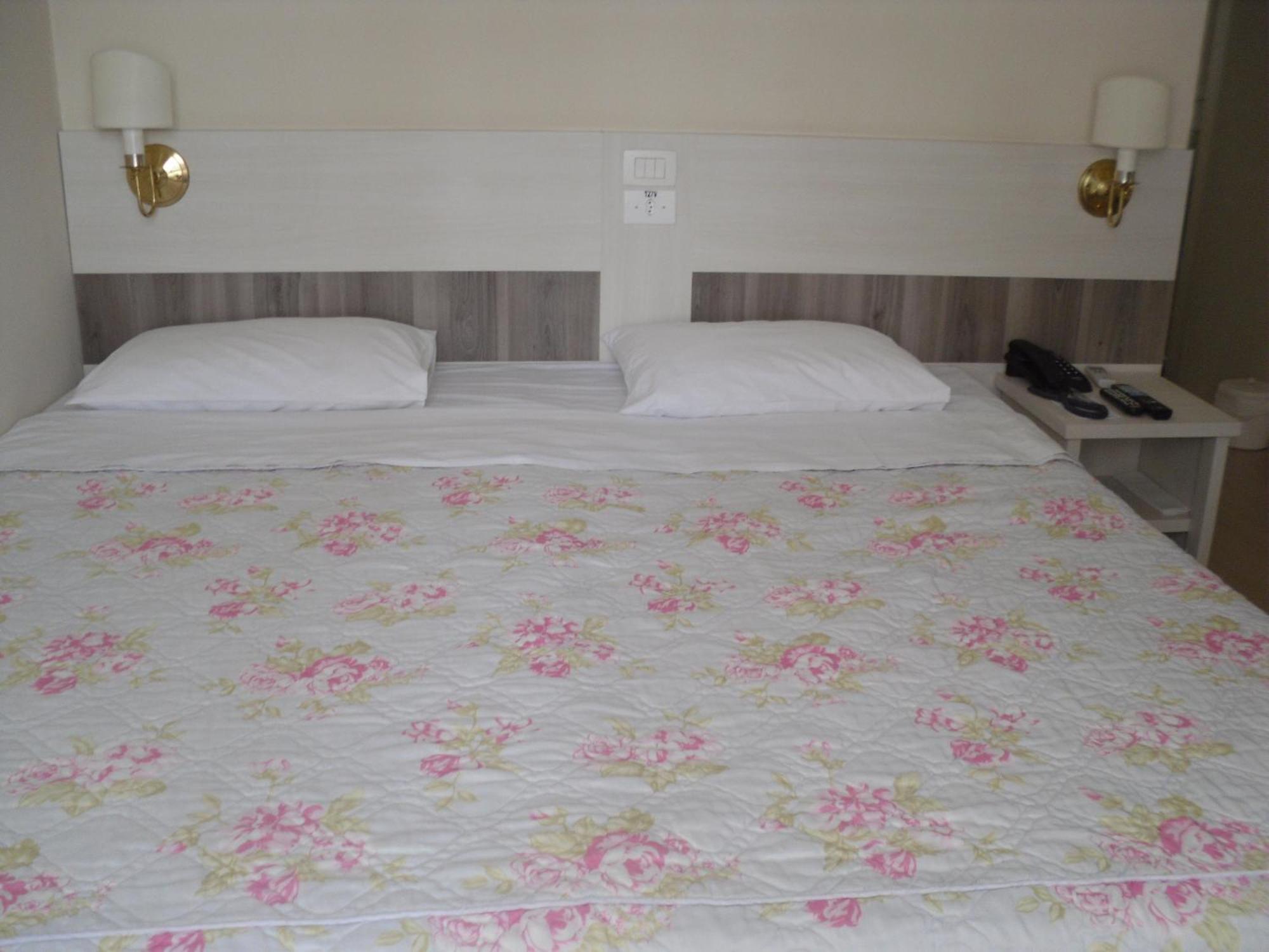 Cha Prime Curitiba Hotell Rum bild